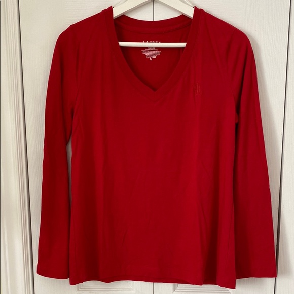Ralph Lauren Tops - Ralph Lauren V Neck long sleeve T Shirt Like New embroidered logo size Medium
